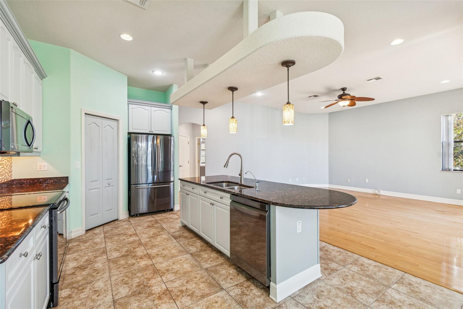 Image 12 of 80 For 1652 Citrine Trail