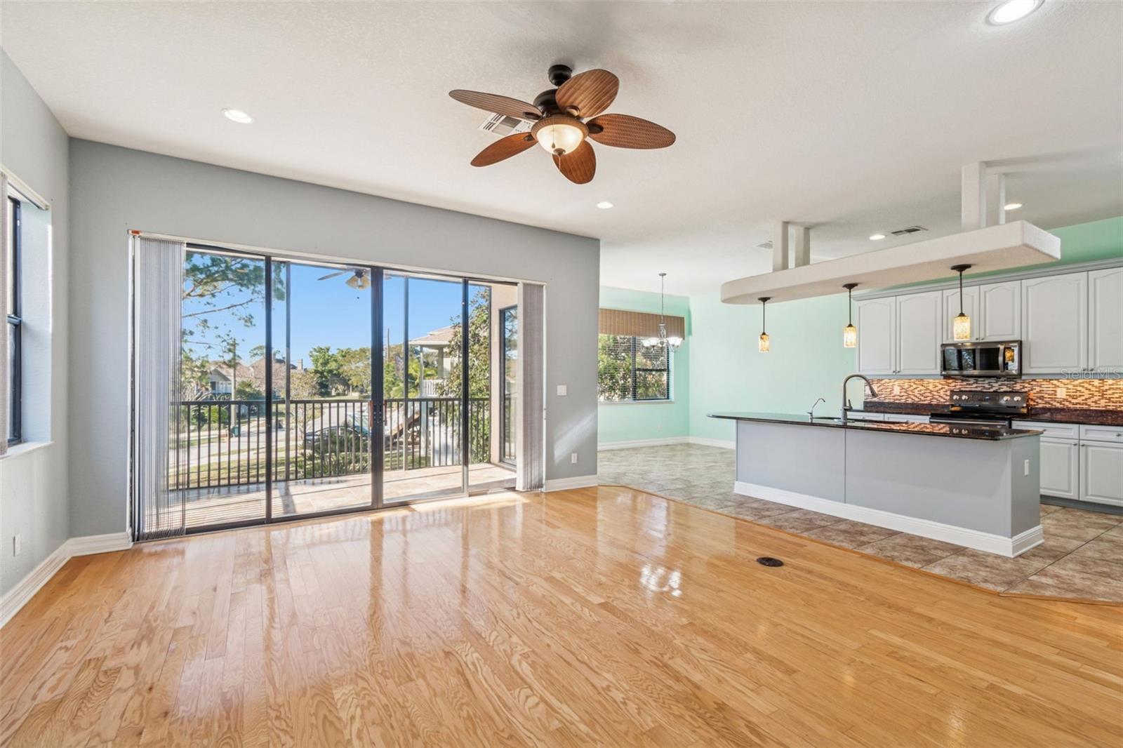 Image 16 of 80 For 1652 Citrine Trail