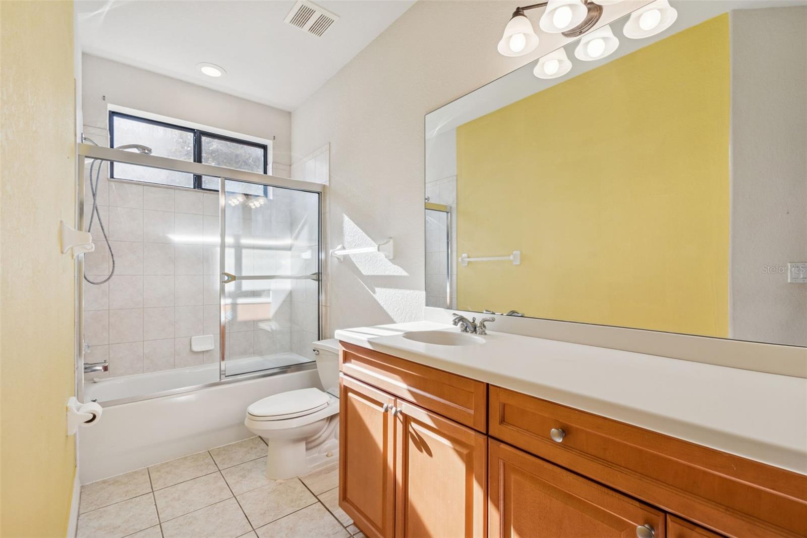 Image 27 of 80 For 1652 Citrine Trail