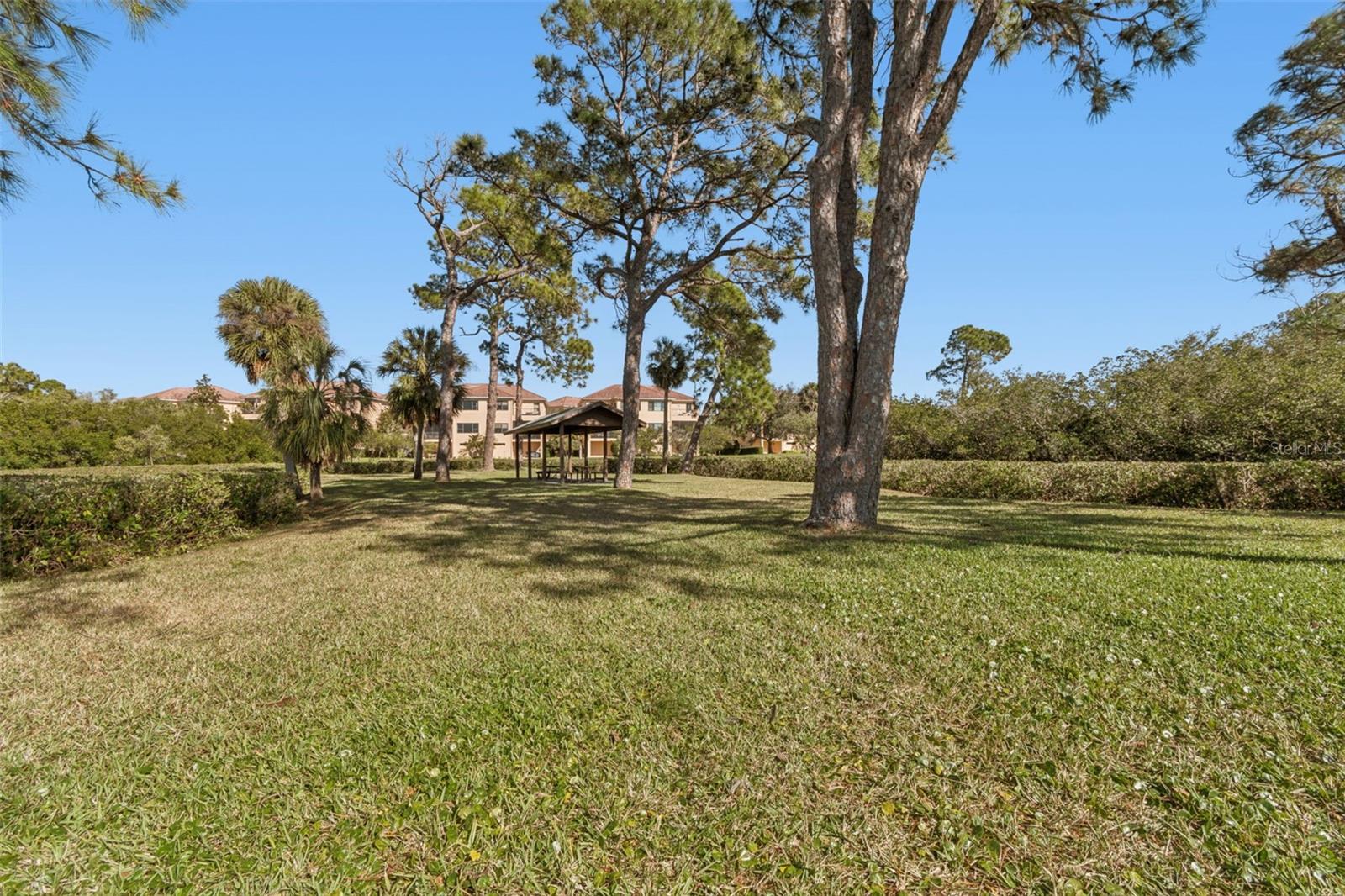 Image 75 of 80 For 1652 Citrine Trail