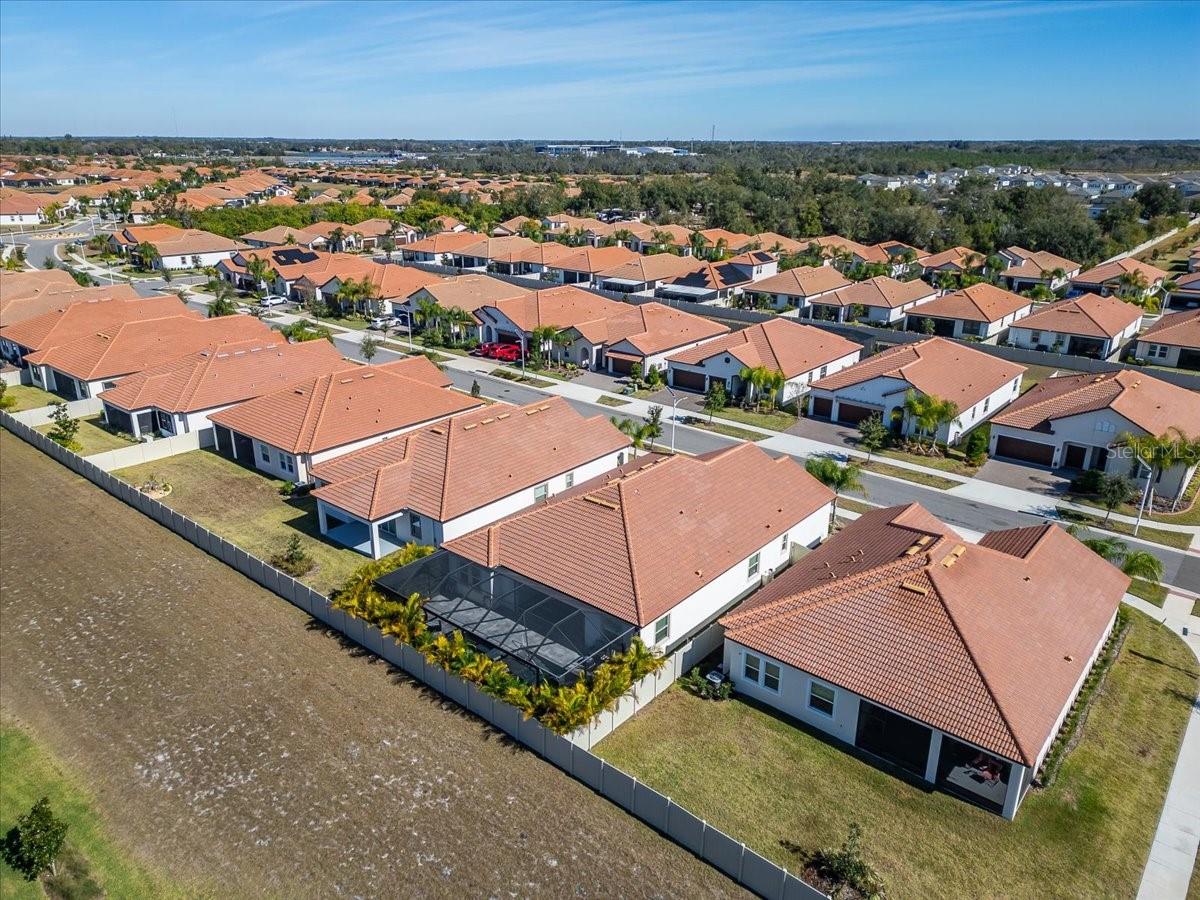 Listing photo id 19 for 17173 Scuba Crest Street