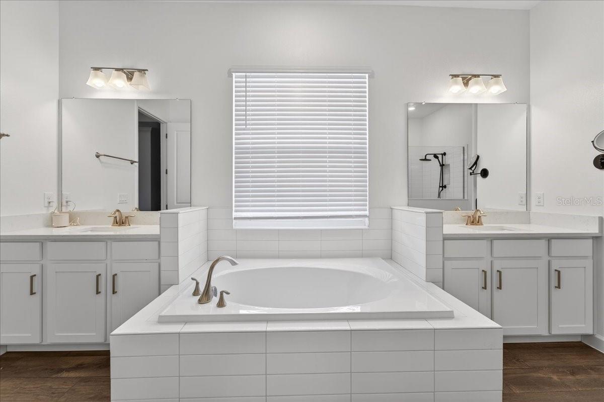 Listing photo id 50 for 17173 Scuba Crest Street