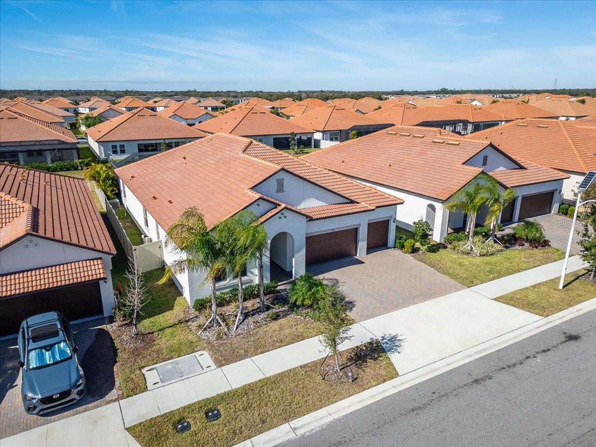 Listing photo id 5 for 17173 Scuba Crest Street