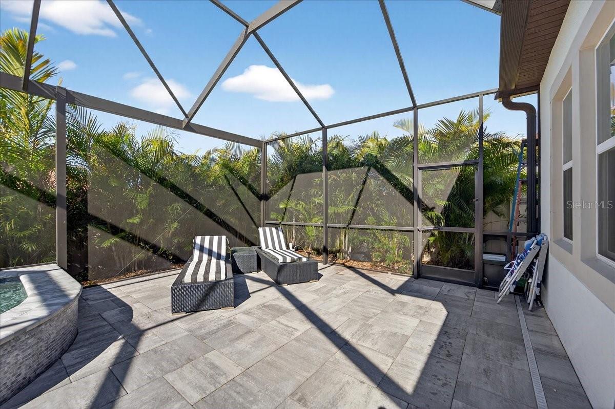 Listing photo id 85 for 17173 Scuba Crest Street