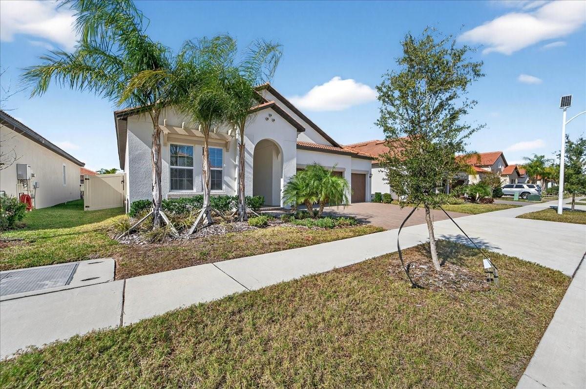 Listing photo id 96 for 17173 Scuba Crest Street