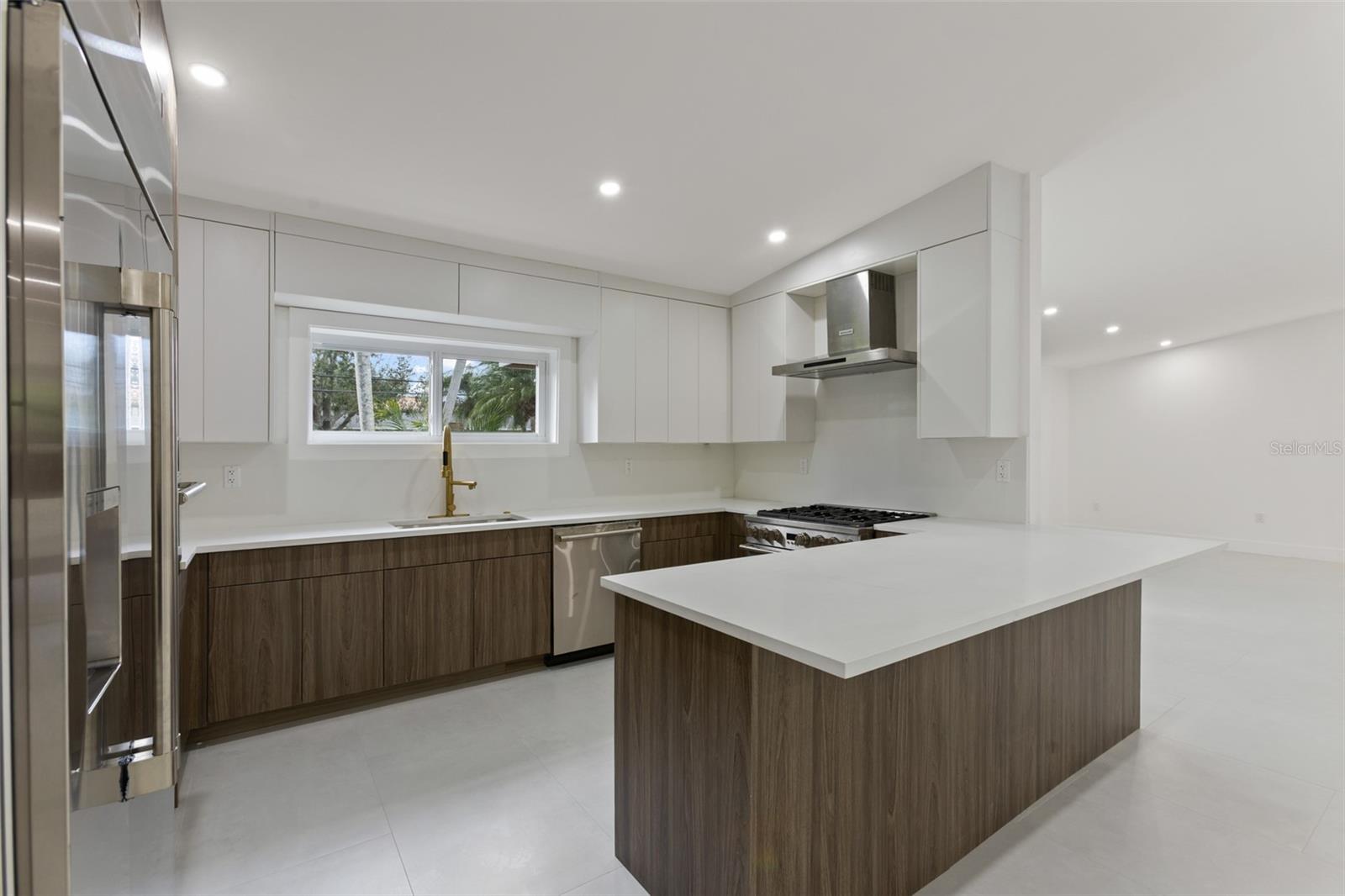 Image 11 of 49 For 131 Toledo Way Ne