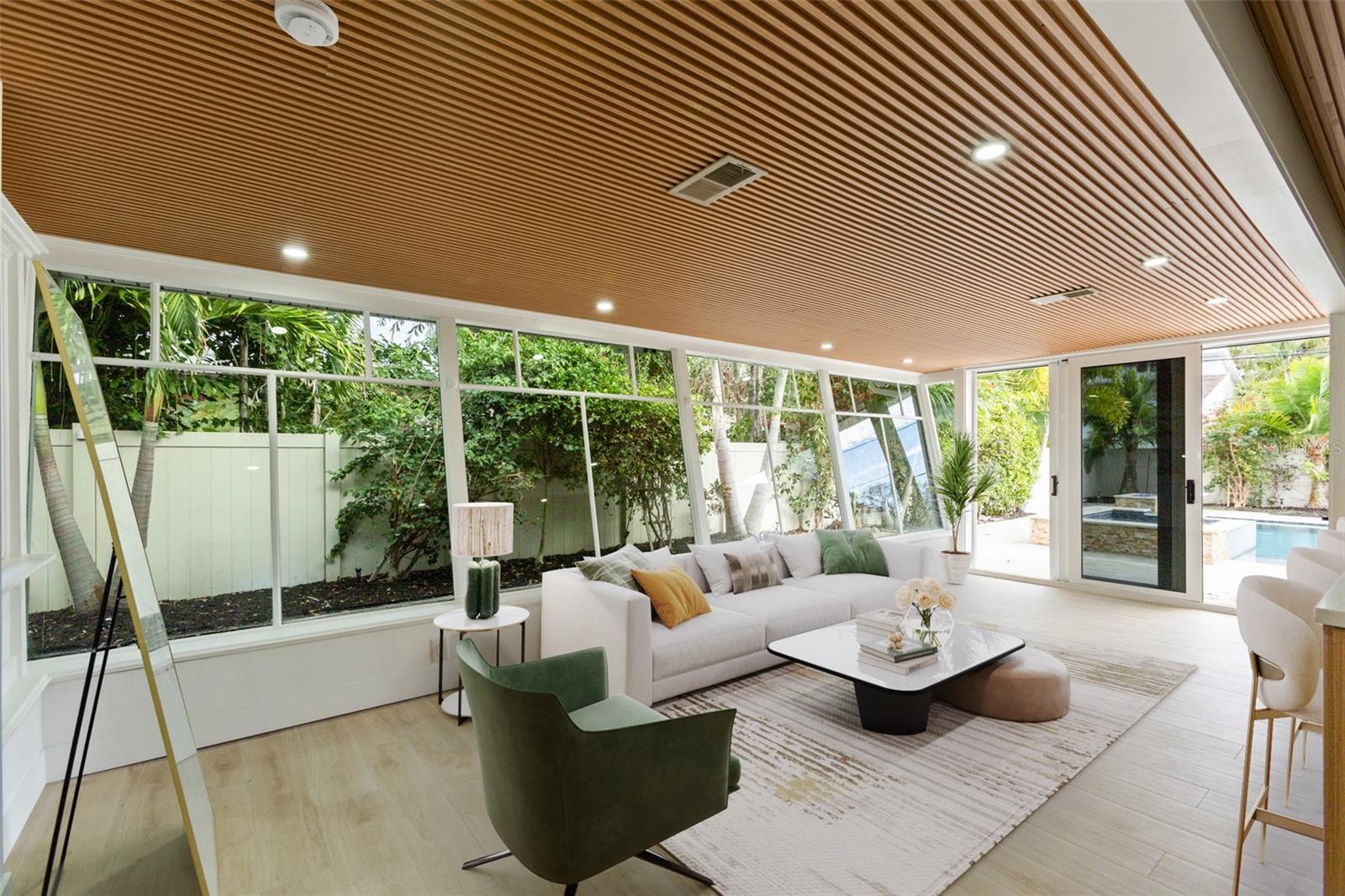 Image 15 of 49 For 131 Toledo Way Ne