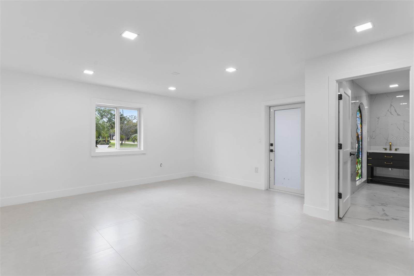 Image 21 of 49 For 131 Toledo Way Ne