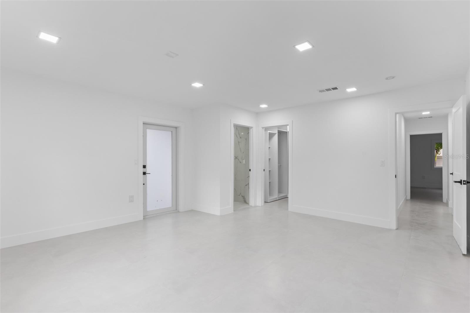 Image 22 of 49 For 131 Toledo Way Ne