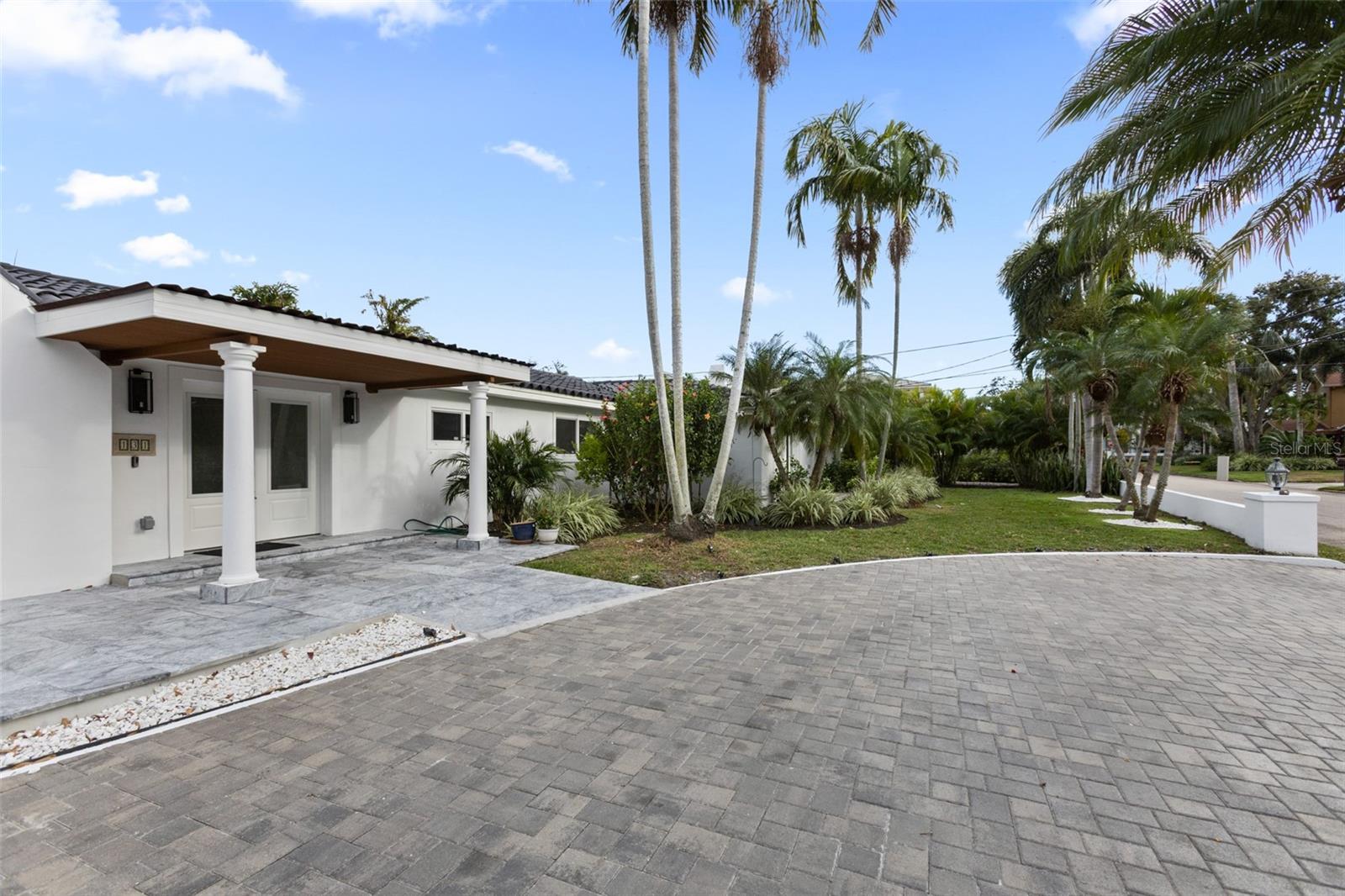 Image 3 of 49 For 131 Toledo Way Ne