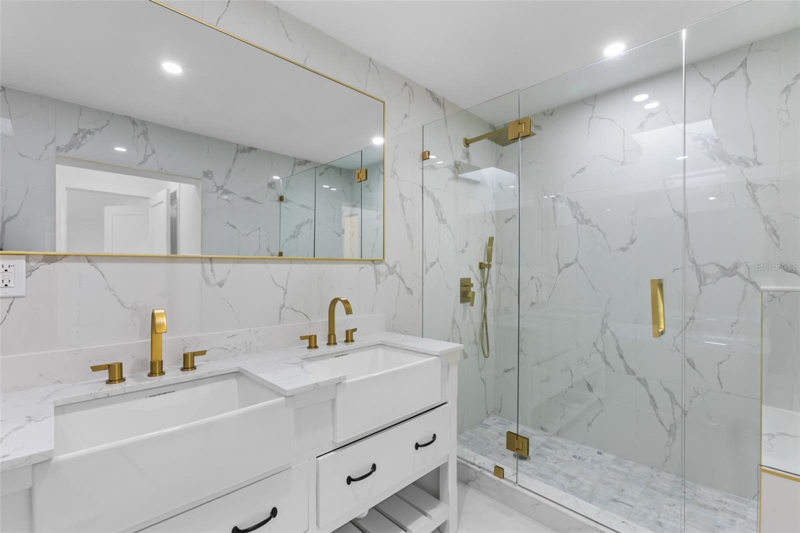 Image 38 of 49 For 131 Toledo Way Ne