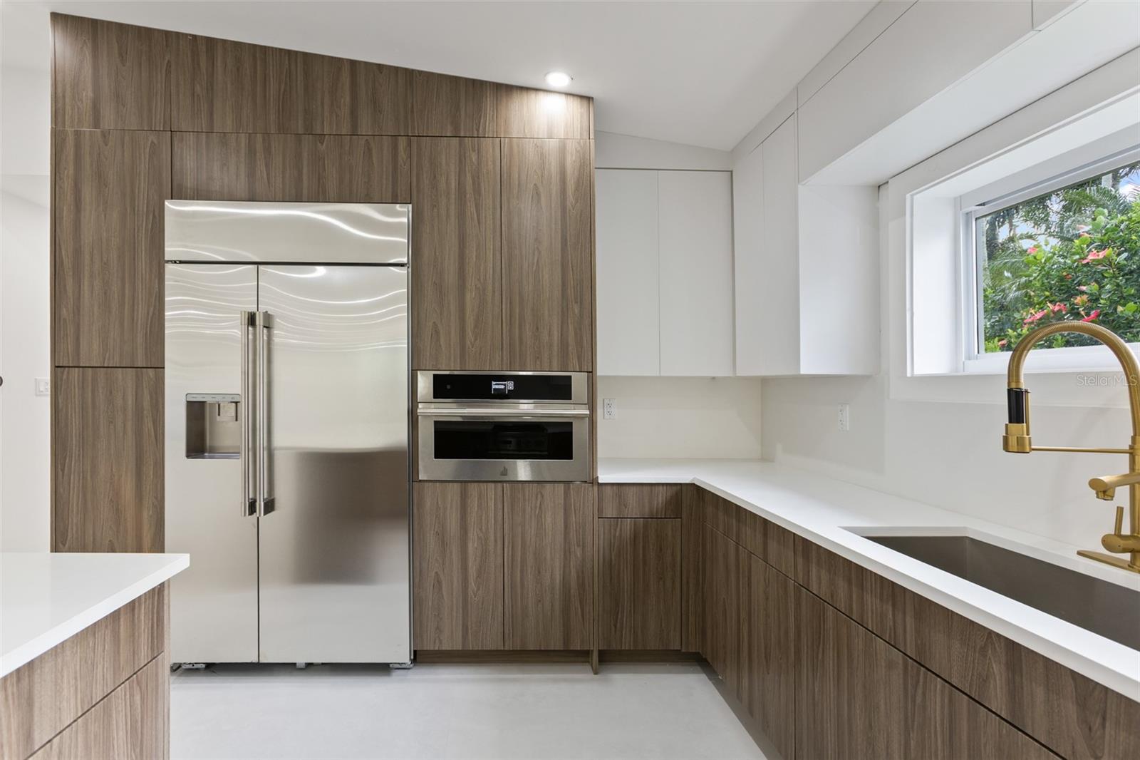 Image 9 of 49 For 131 Toledo Way Ne