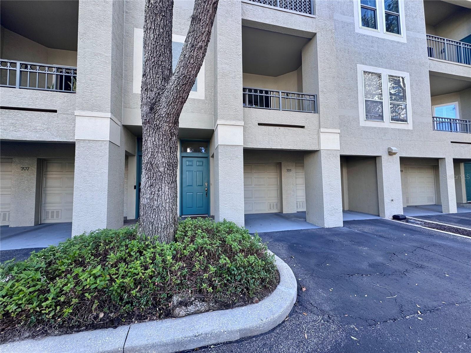 Image 2 of 46 For 705 Mainsail Drive