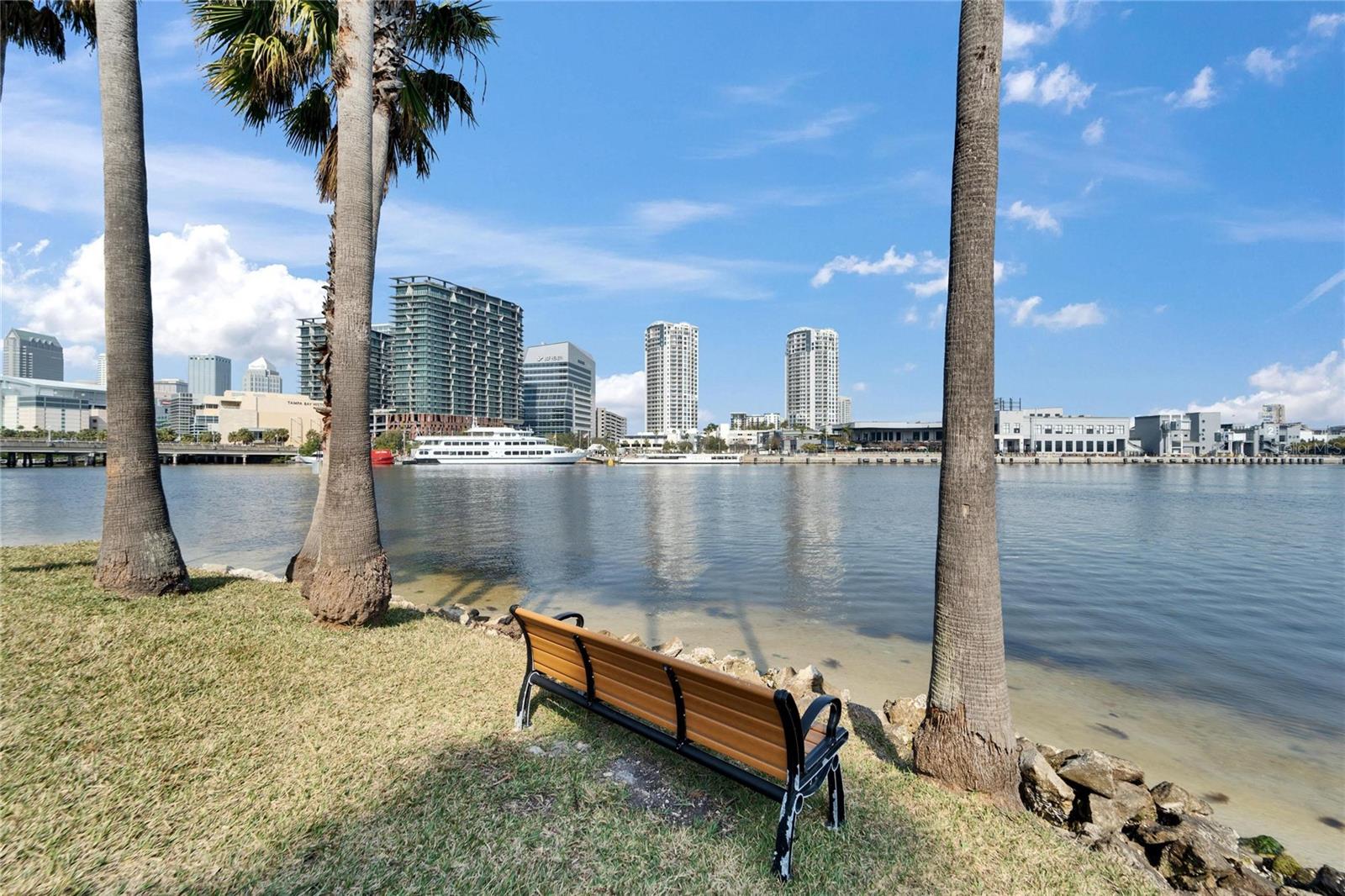 Image 35 of 46 For 705 Mainsail Drive