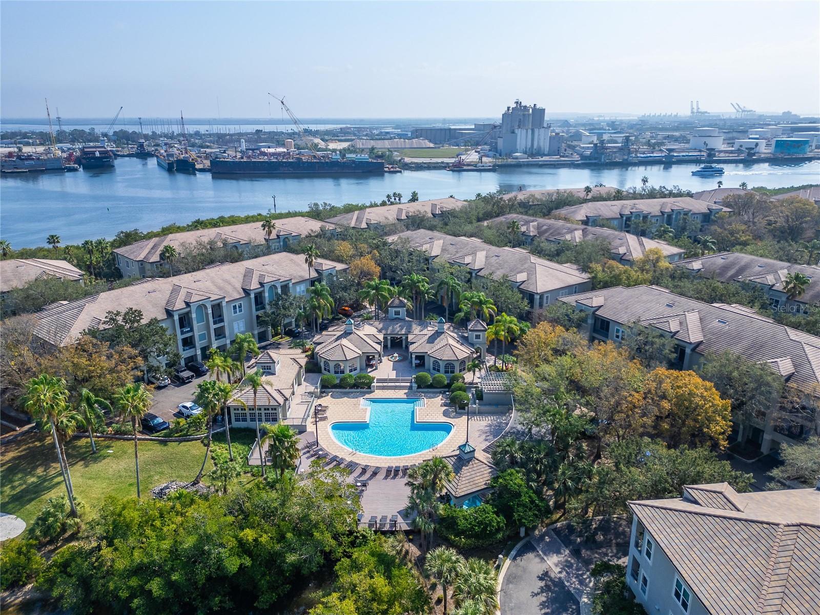 Image 7 of 46 For 705 Mainsail Drive