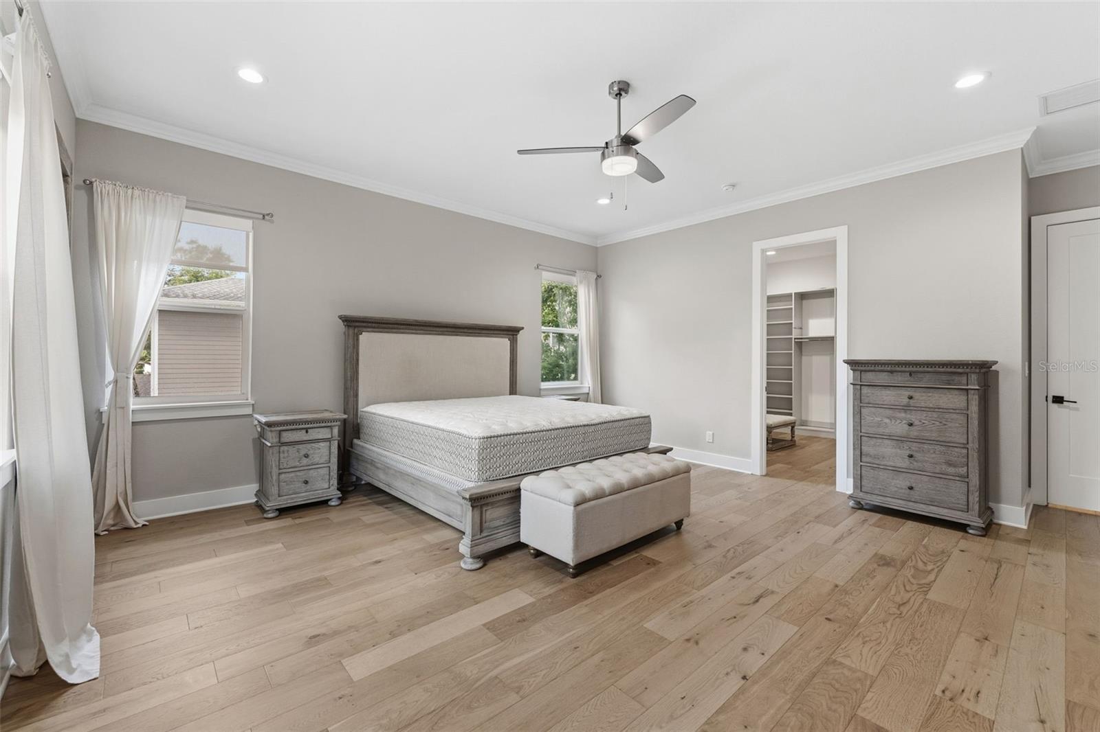 Image 16 of 55 For 3314 Villa Rosa Street