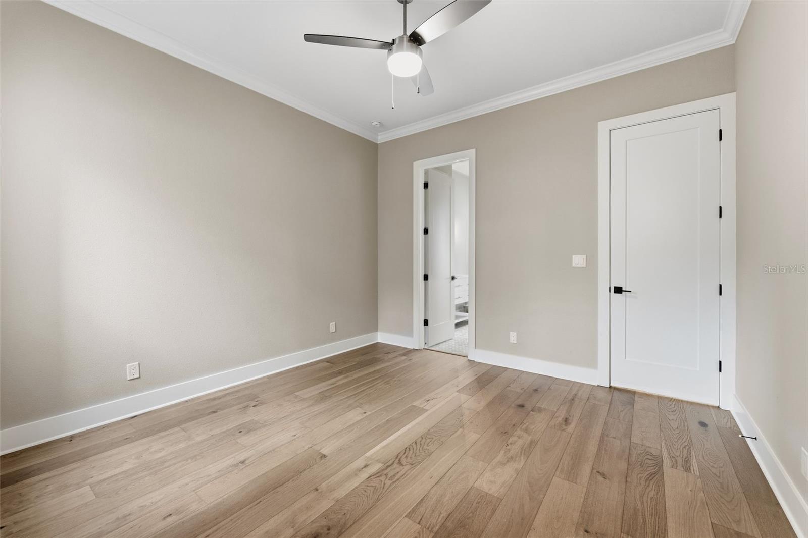 Image 22 of 55 For 3314 Villa Rosa Street