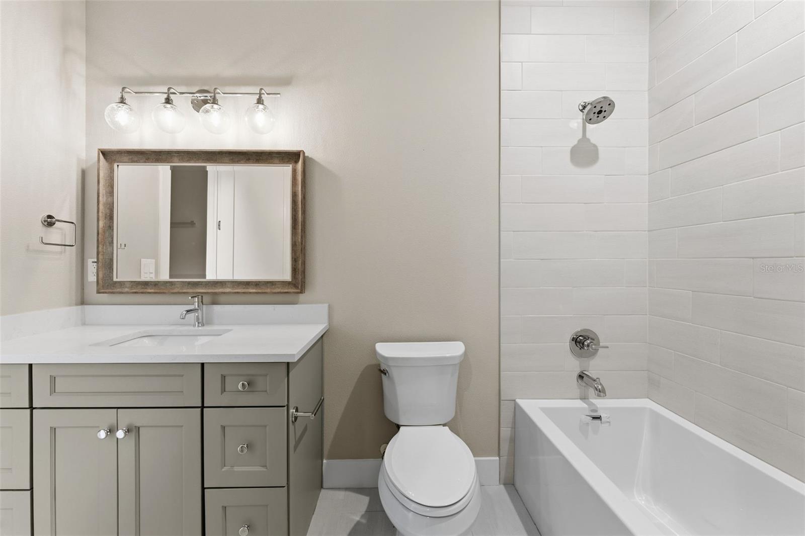 Image 27 of 55 For 3314 Villa Rosa Street