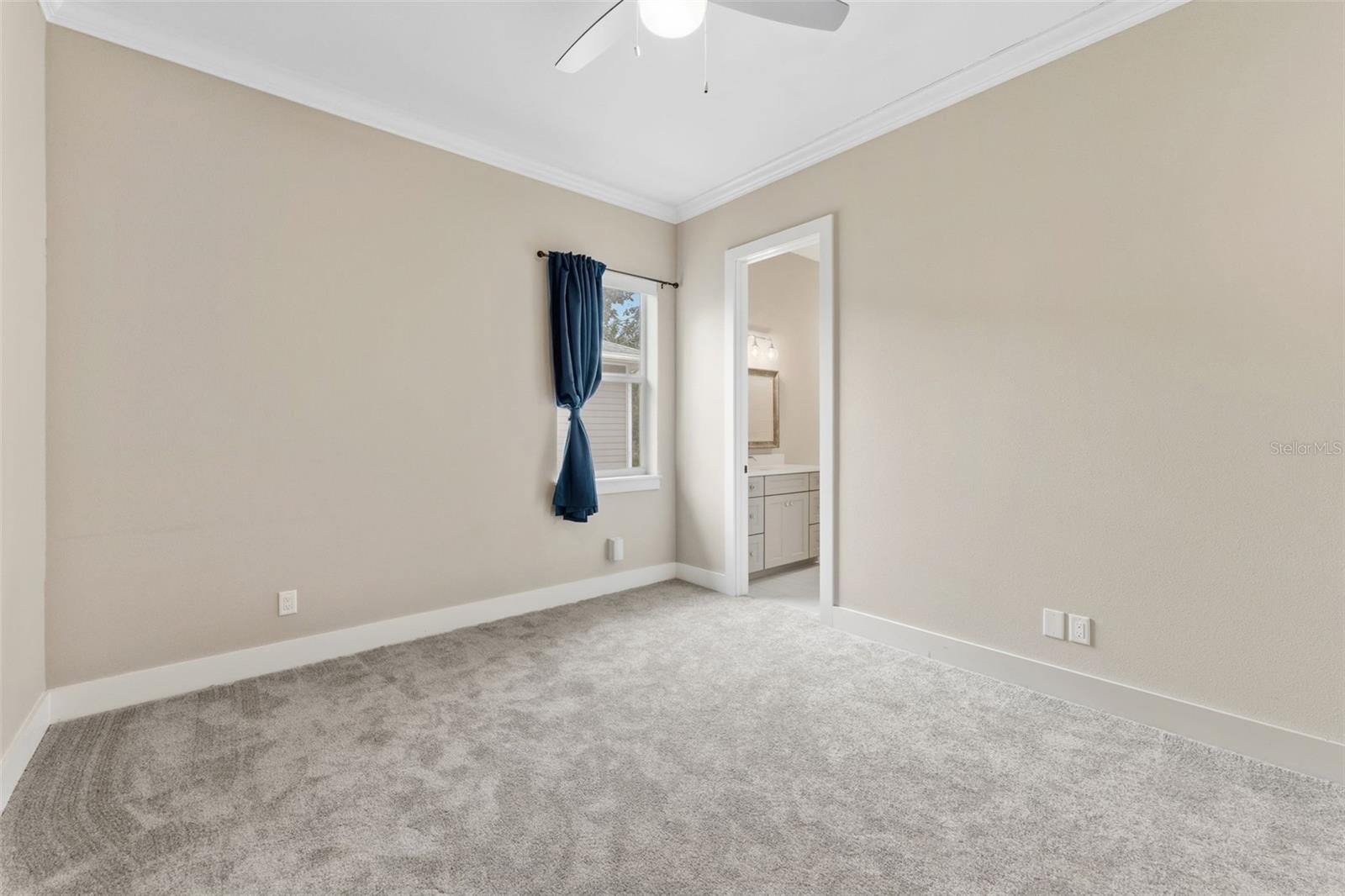 Image 28 of 55 For 3314 Villa Rosa Street