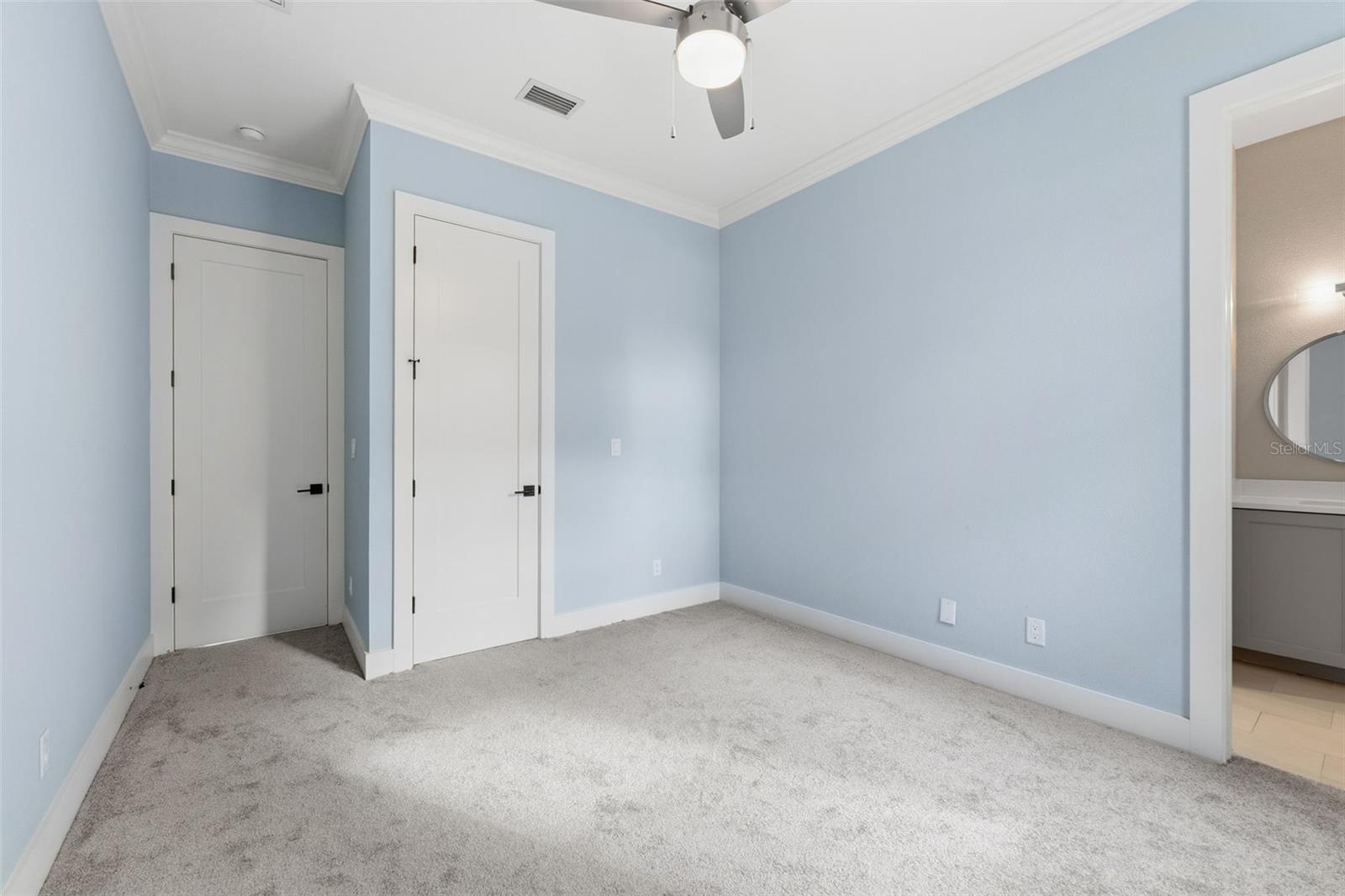 Image 31 of 55 For 3314 Villa Rosa Street