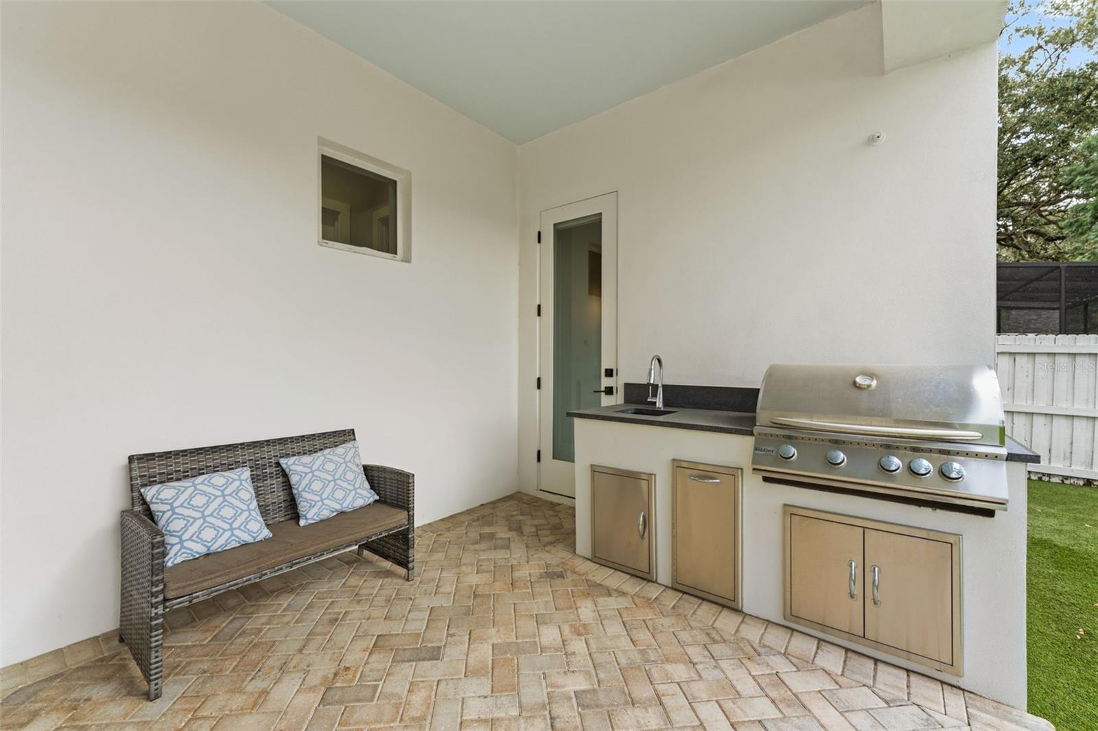 Image 39 of 55 For 3314 Villa Rosa Street