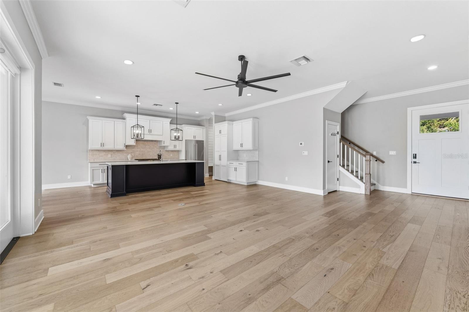 Image 6 of 55 For 3314 Villa Rosa Street