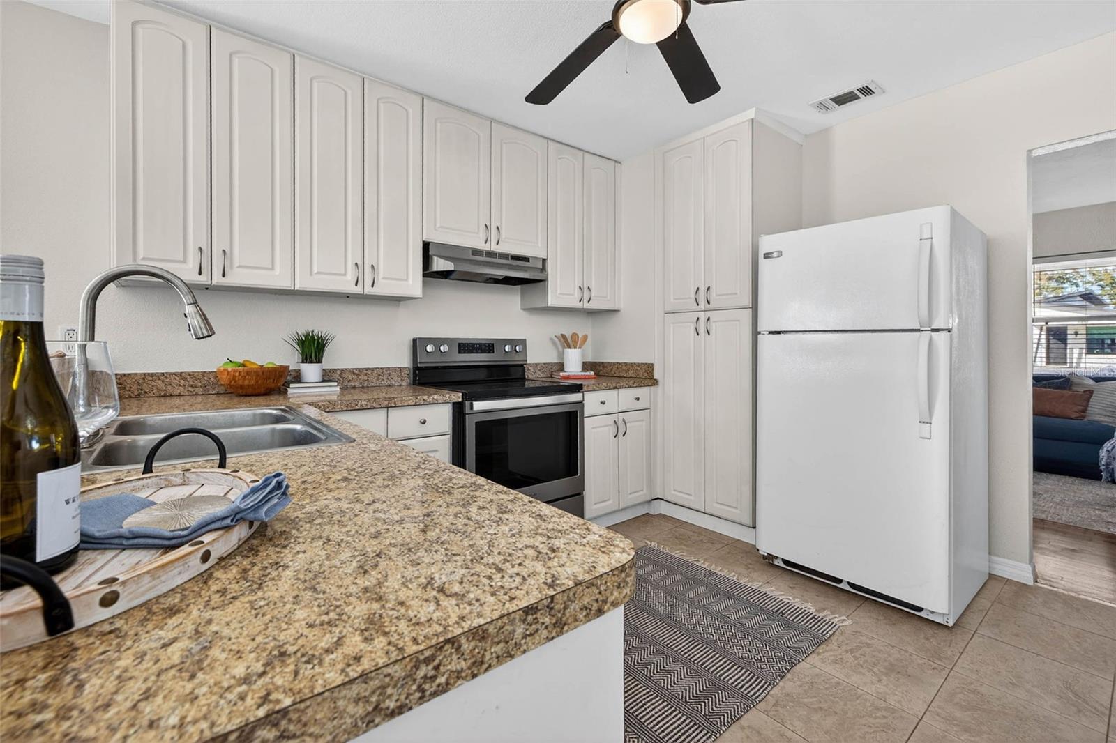 Image 11 of 24 For 2600 35th Avenue