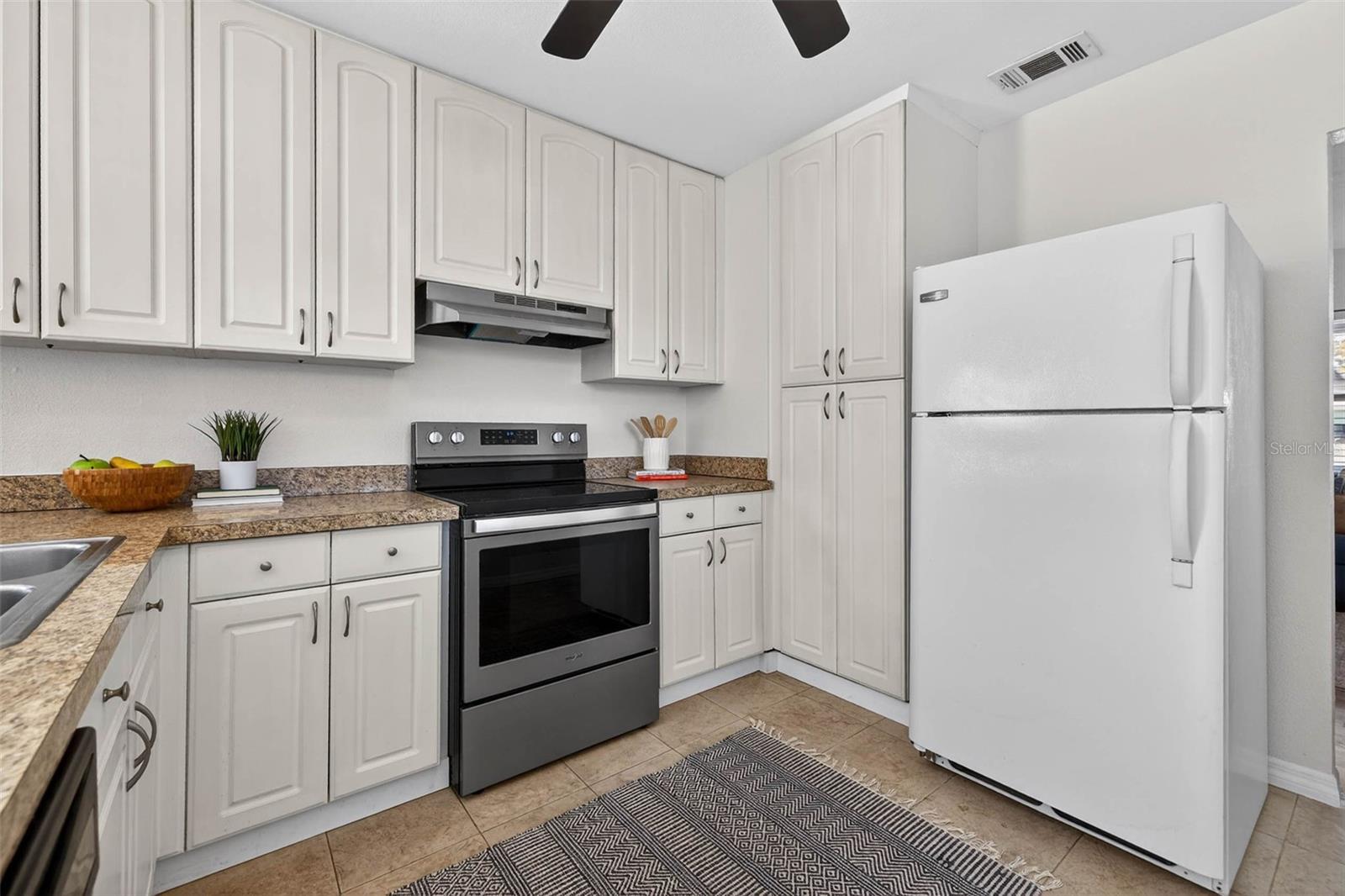 Image 12 of 24 For 2600 35th Avenue