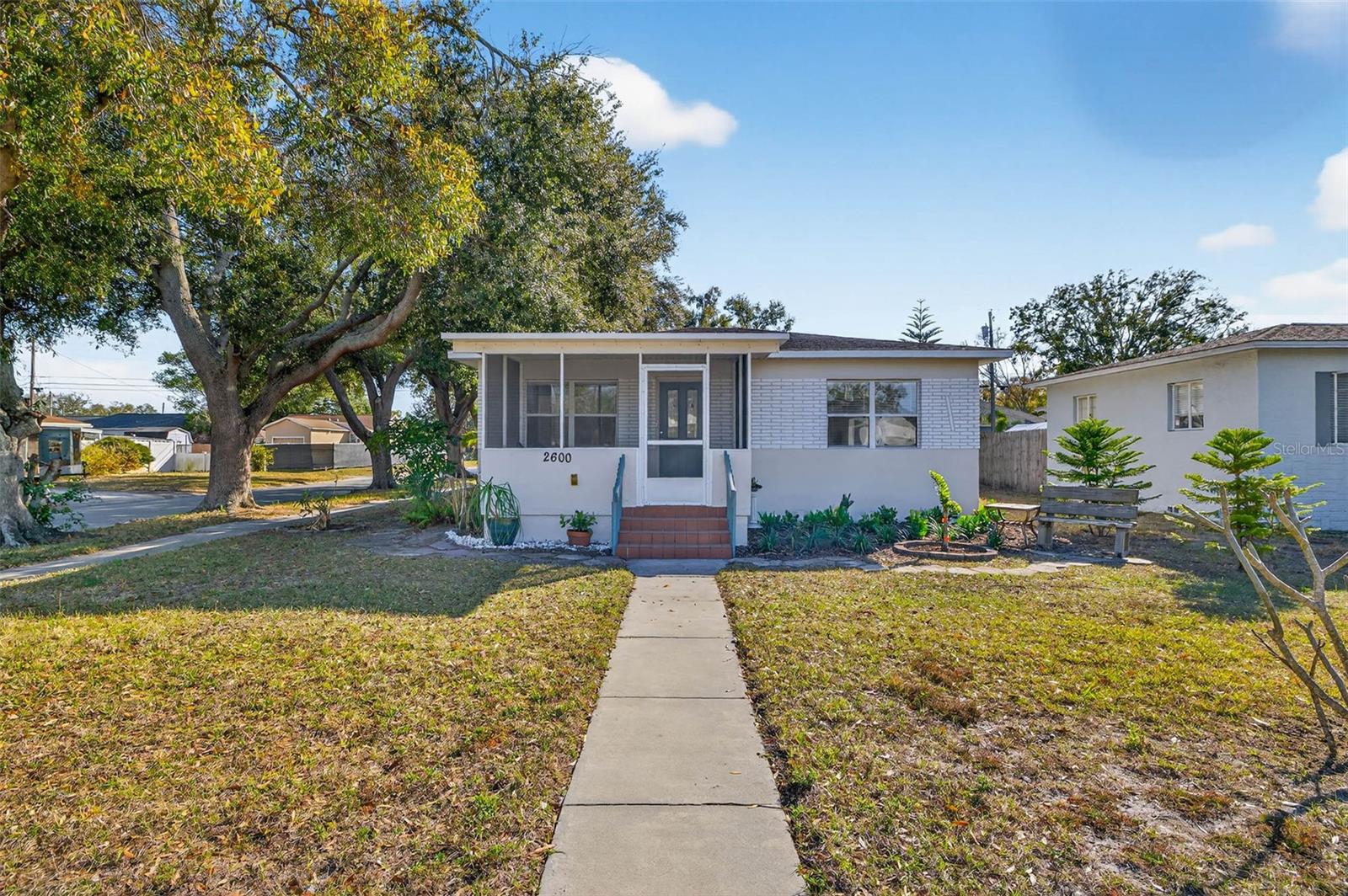 Image 3 of 24 For 2600 35th Avenue