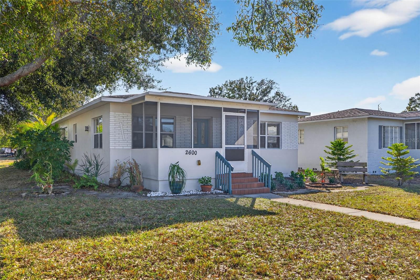 Image 5 of 24 For 2600 35th Avenue