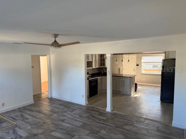 Image 13 of 43 For 5722 20th Avenue S