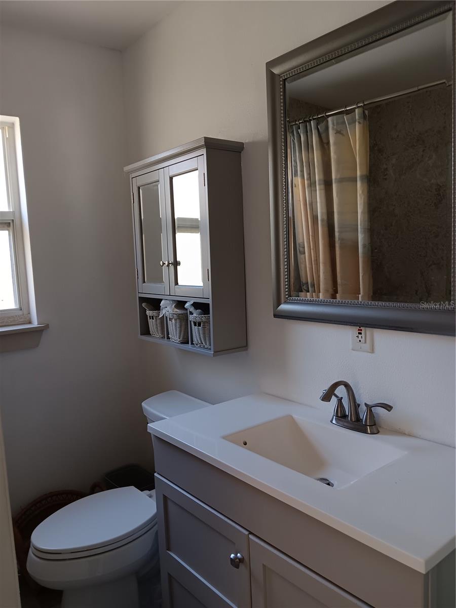 Image 23 of 43 For 5722 20th Avenue S