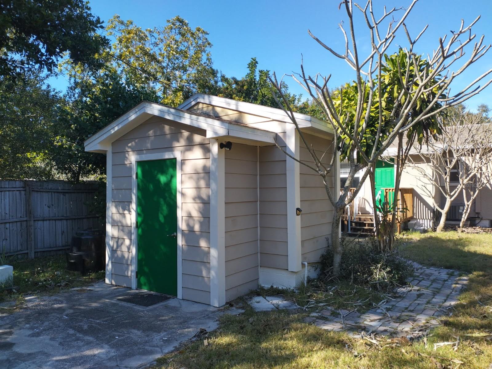 Image 34 of 43 For 5722 20th Avenue S