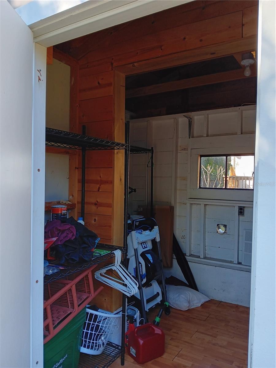 Image 36 of 43 For 5722 20th Avenue S