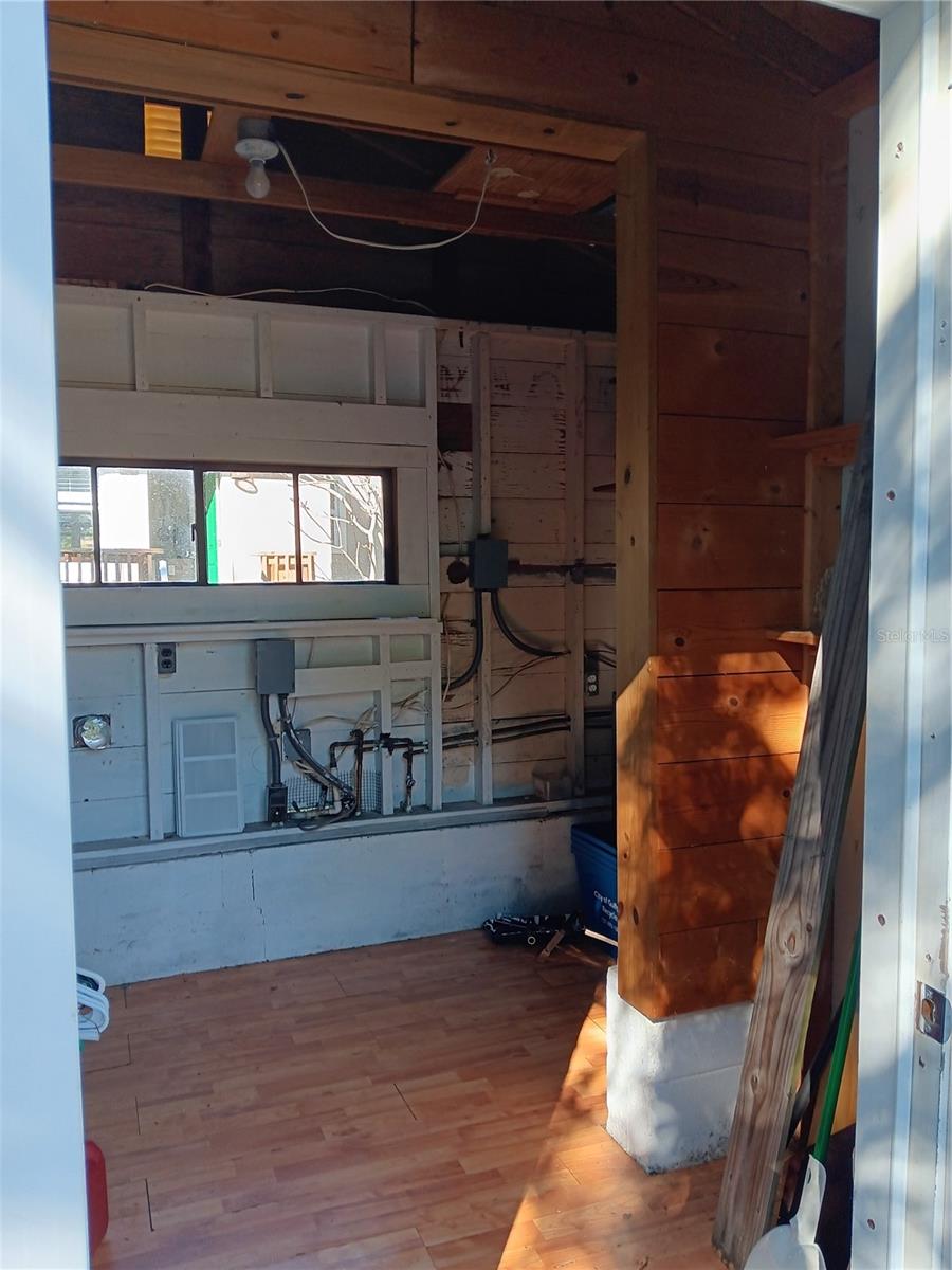 Image 37 of 43 For 5722 20th Avenue S