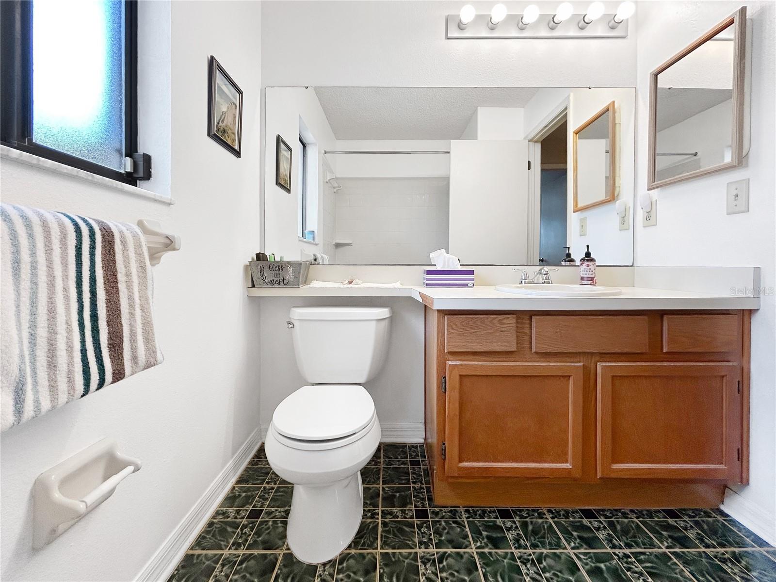 Image 26 of 31 For 1814 Candlestick Court