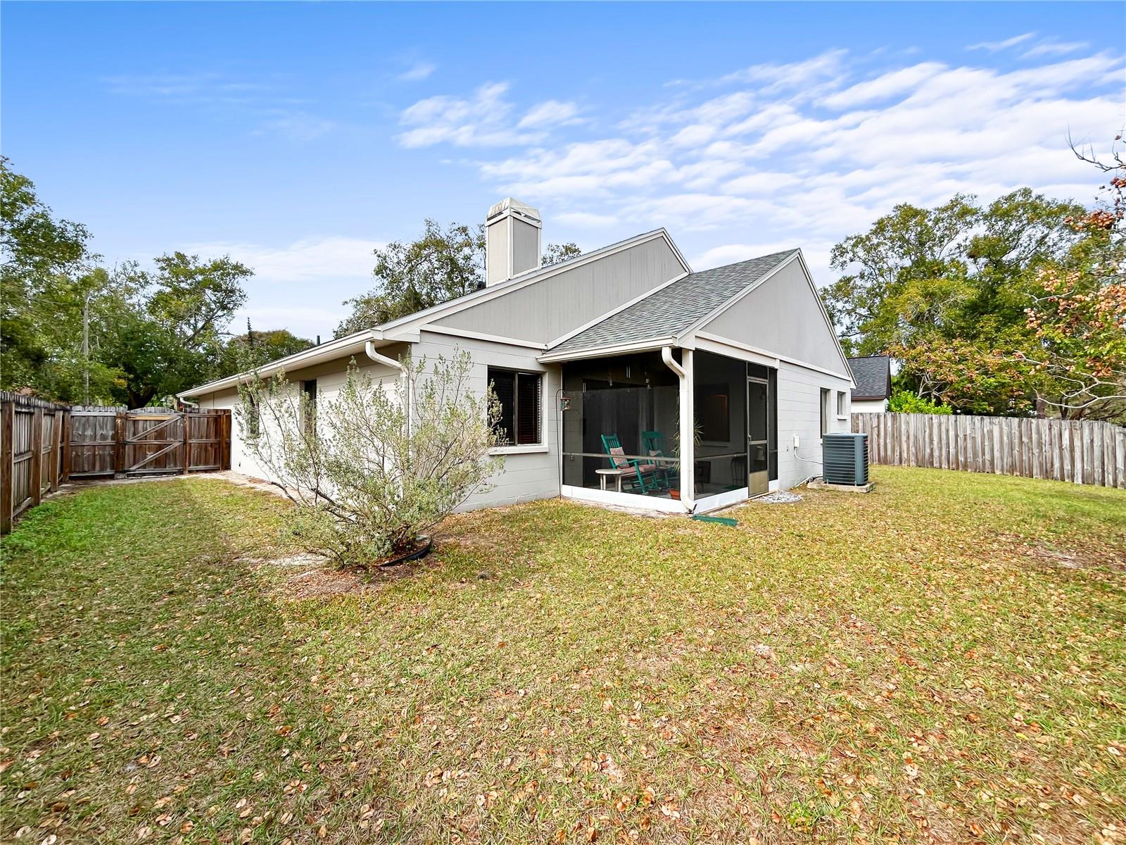 Image 3 of 31 For 1814 Candlestick Court