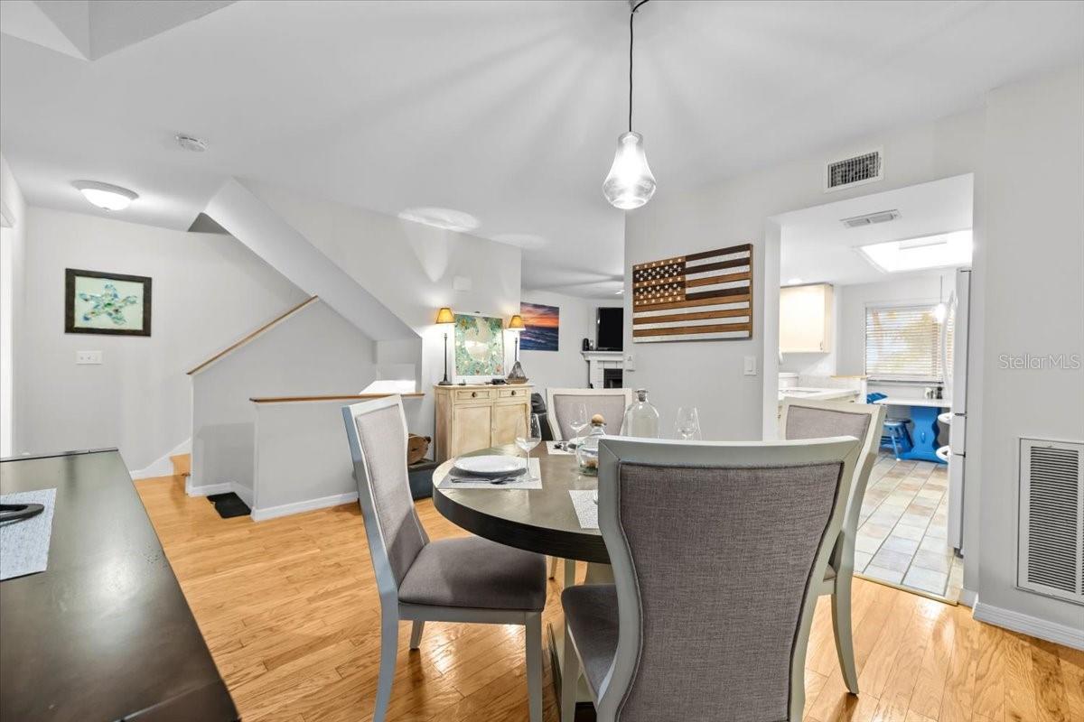 Image 13 of 47 For 2392 Hanover Drive