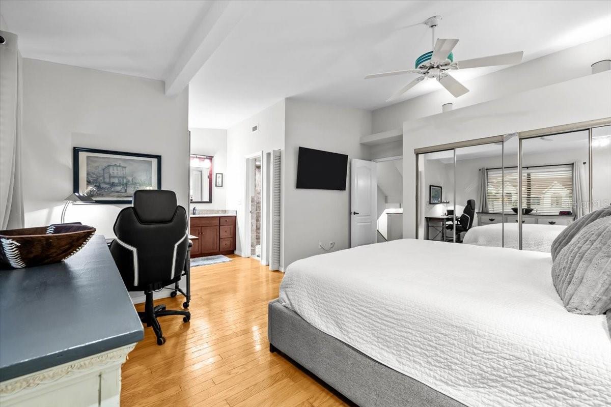 Image 22 of 47 For 2392 Hanover Drive