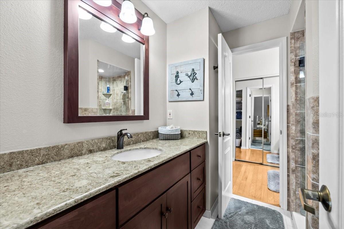 Image 25 of 47 For 2392 Hanover Drive