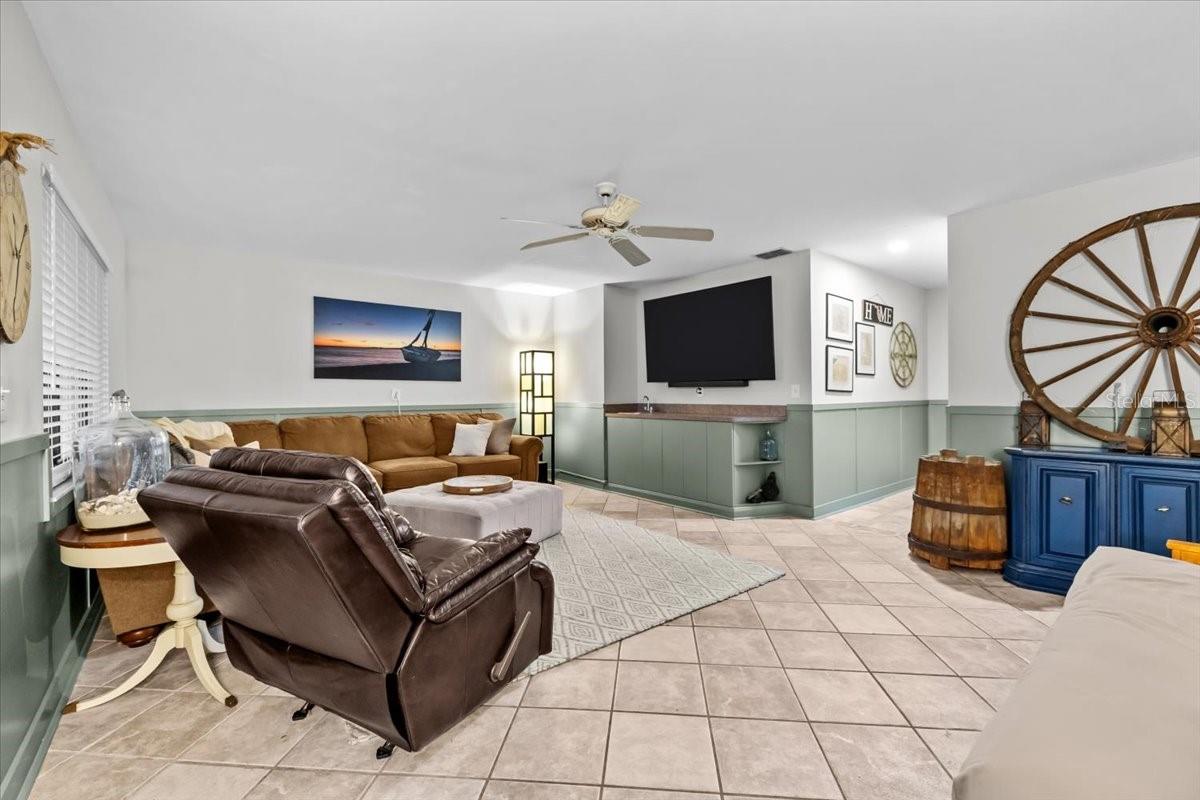 Image 8 of 47 For 2392 Hanover Drive