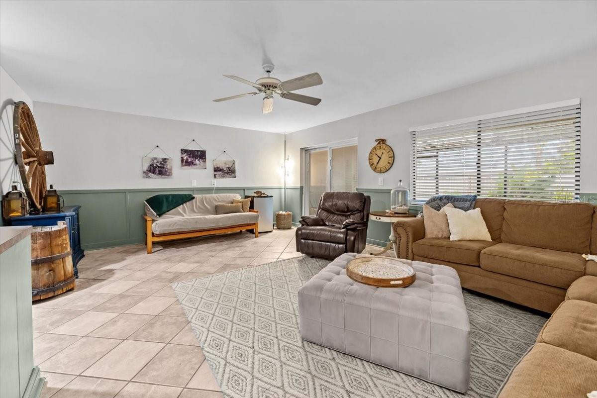 Image 9 of 47 For 2392 Hanover Drive