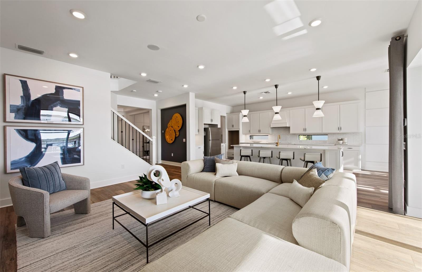 Image 11 of 30 For 16523 Ennis Place