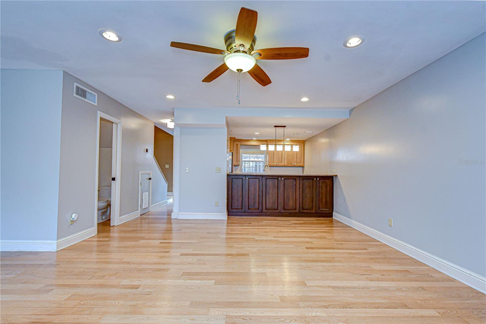 Image 6 of 17 For 2308 Carolina Avenue