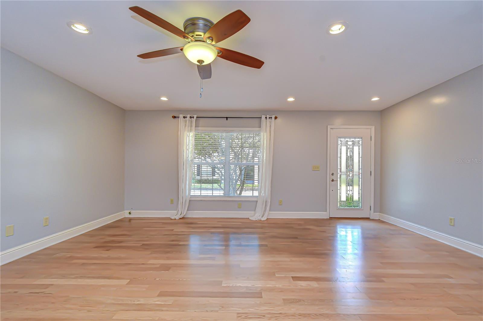 Image 7 of 17 For 2308 Carolina Avenue