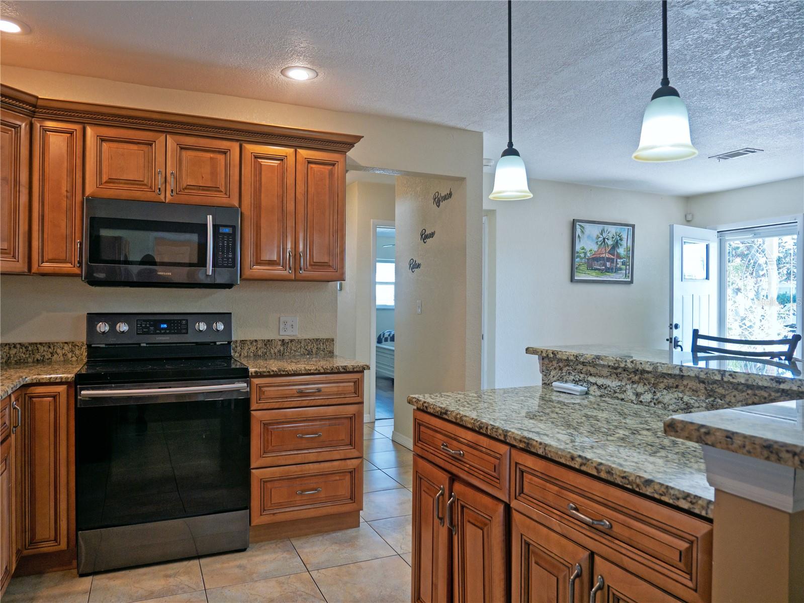 Image 7 of 27 For 11535 64th Terrace