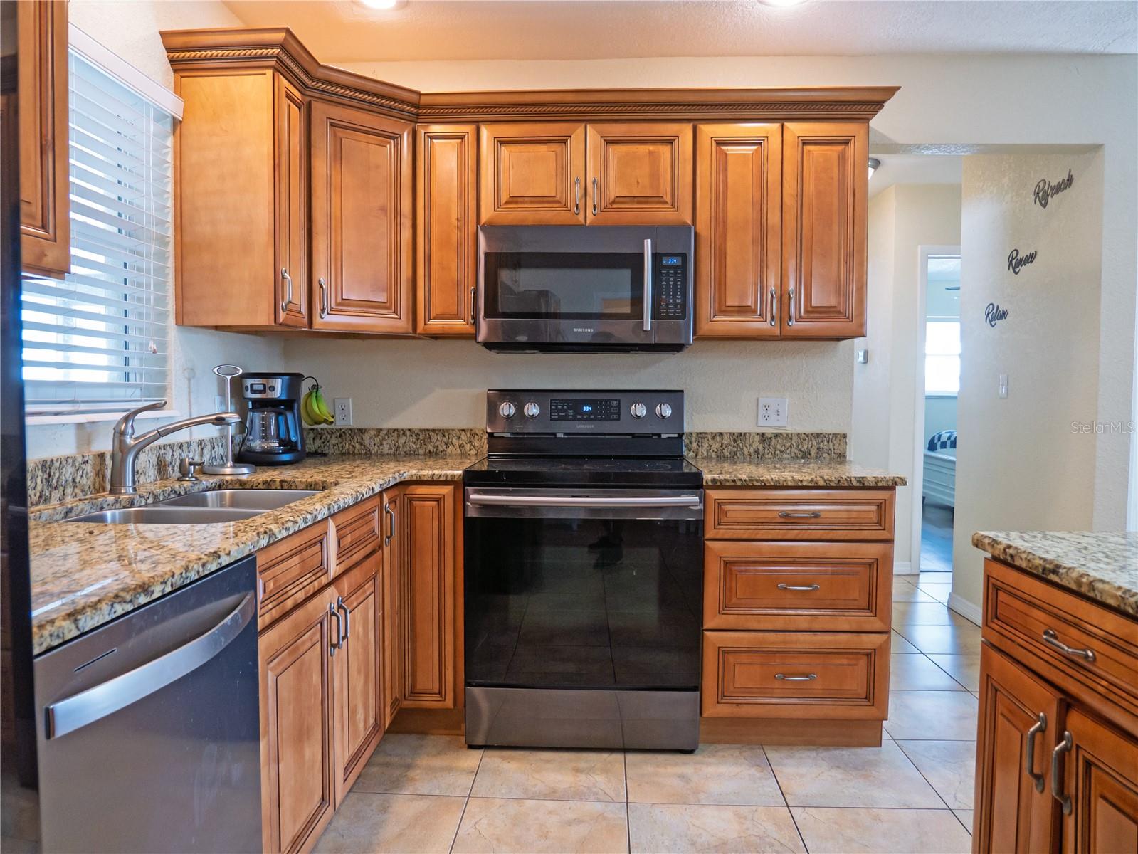 Image 9 of 27 For 11535 64th Terrace