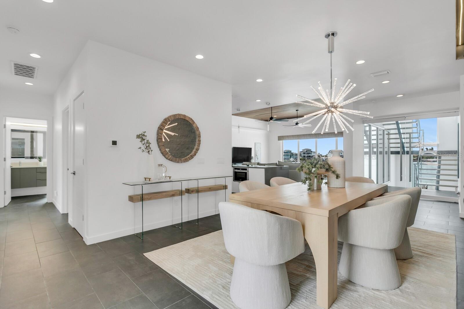 Image 28 of 80 For 905 Bay Point Drive