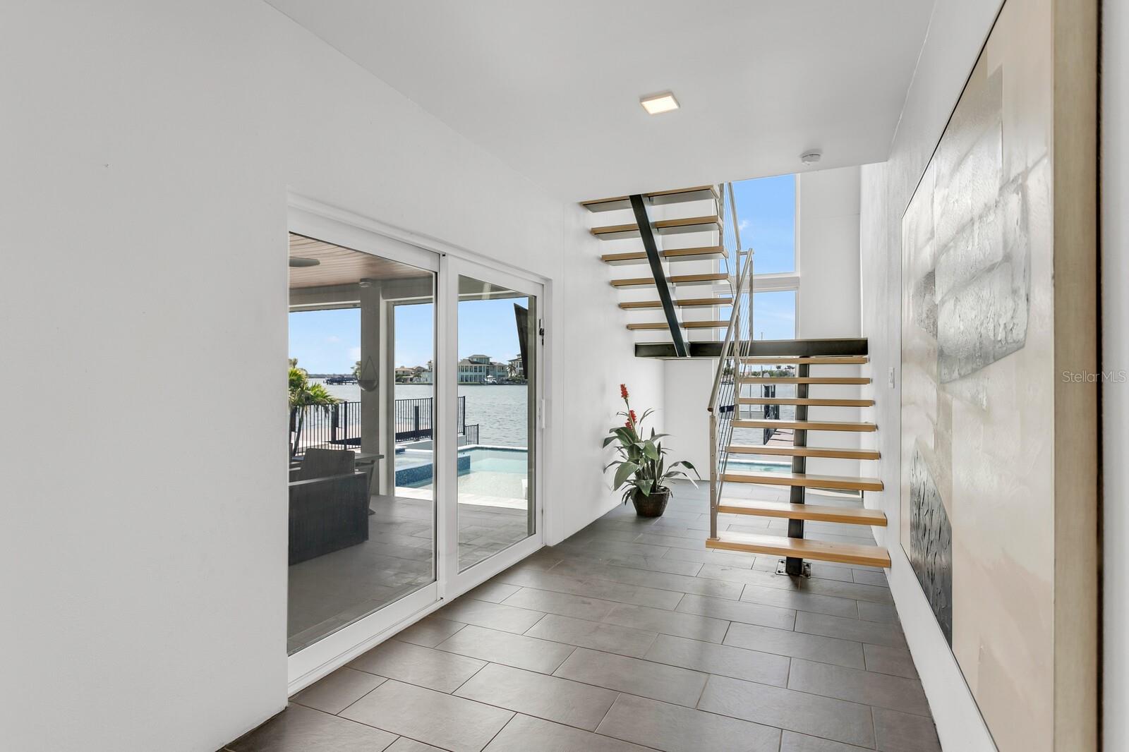 Image 29 of 80 For 905 Bay Point Drive