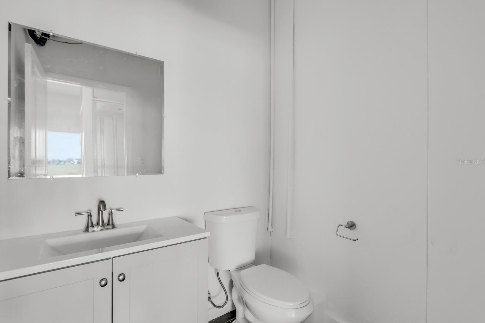 Image 31 of 80 For 905 Bay Point Drive